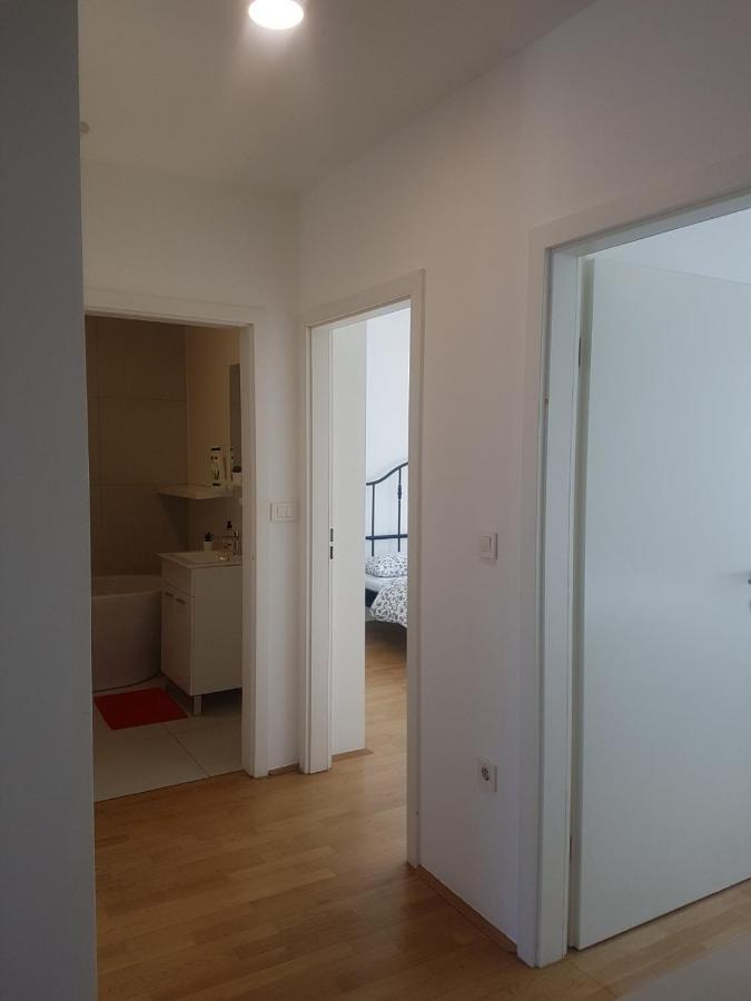 Deluxe Apartment Kristian Whit A Private Parking Rijeka Buitenkant foto